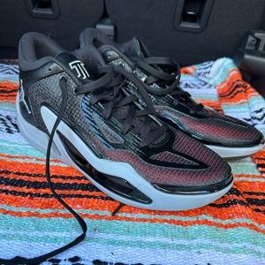 Jordan Jason Tatum 1- mens size 10